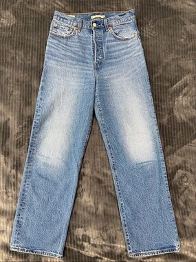 Levi's Ribcage Straight Ankle Classic Blue Denim Jeans